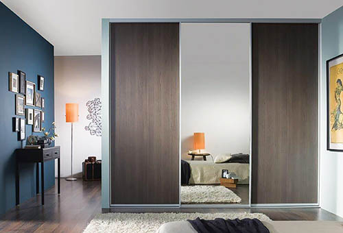 Mirrored Wardrobe 2